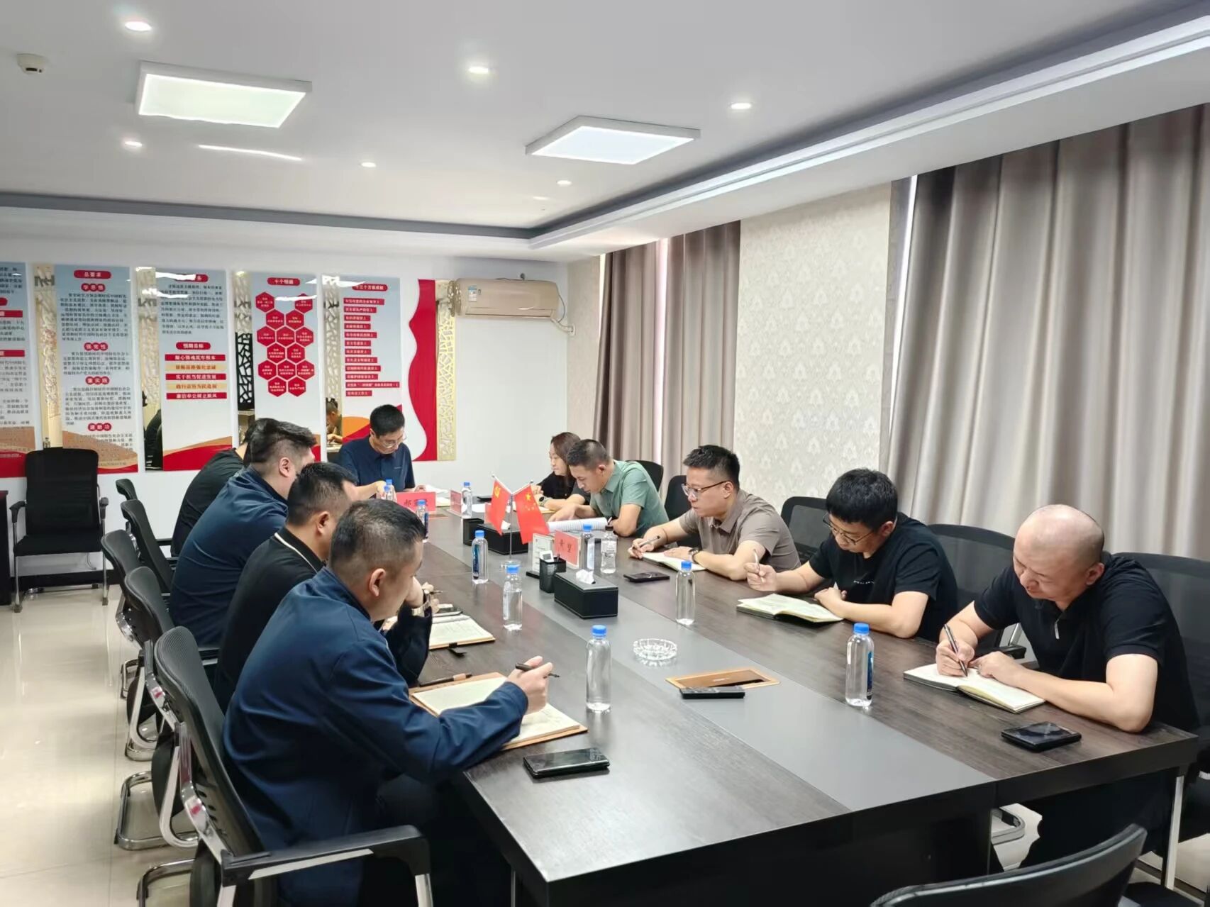 筑牢安全防线 压实主体责任 | 城建集团召开节前安全生产专题会议