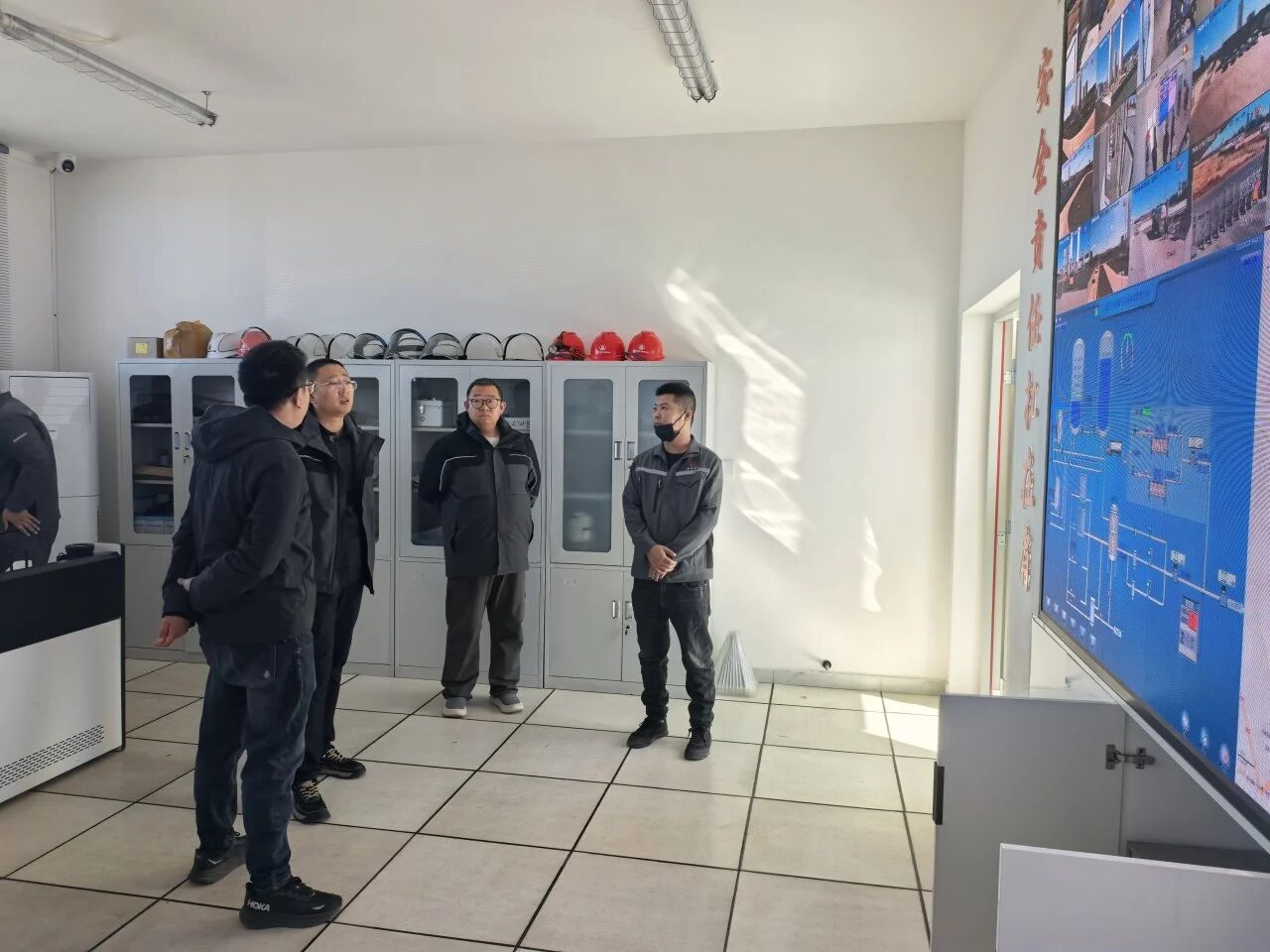 绷紧安全弦 筑牢防护网｜城建集团开展国庆期间安全大检查